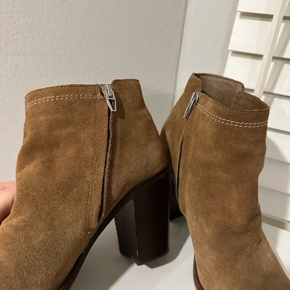 Dolce Vita suede boots - Picture 5 of 6